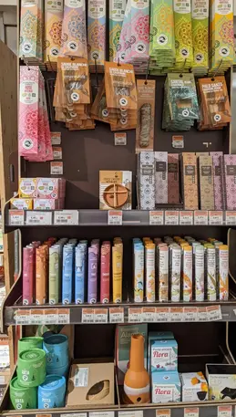 261-biocoop-lyon-valmy-magasin-bio-livre-cuisine-patisserie.webp